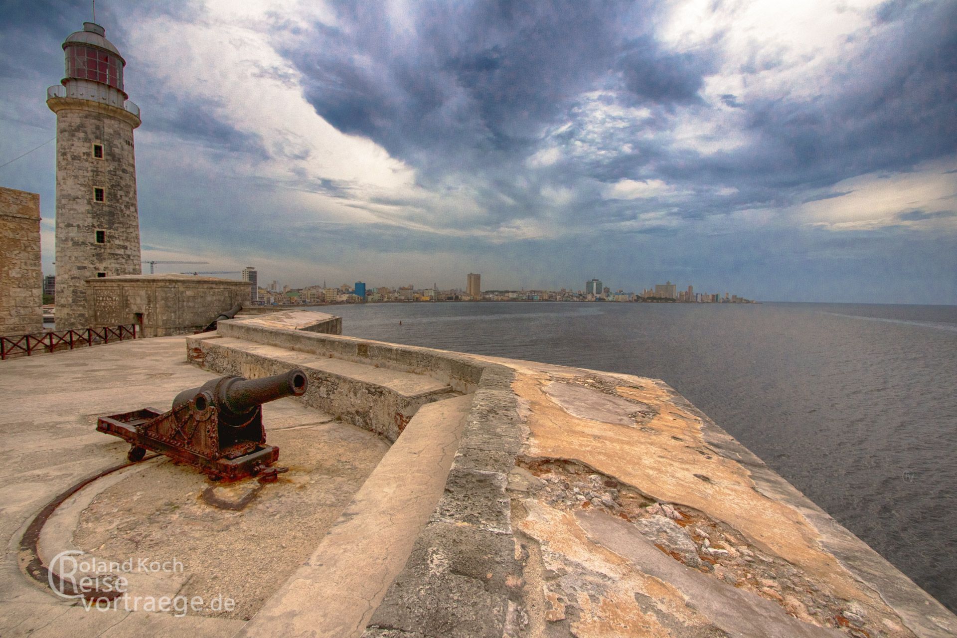 Cuba, Havana, Castillo de los tres Reyes del Morro